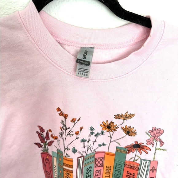 Taylor Swift Book Floral Oversized Pink Sweatshirt Album Swiftie Lover Red 1989 - Picture 3 of 7